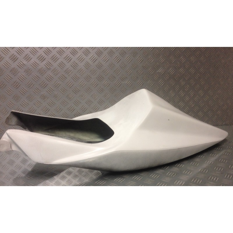 COQUE ARRIERE POLY NEUVE SUZUKI SV