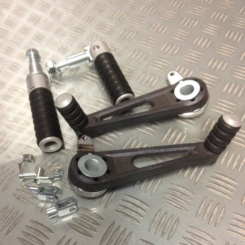 KIT COMMANDES RECULLEES NEUF CAFE RACER / FOOTPEGS