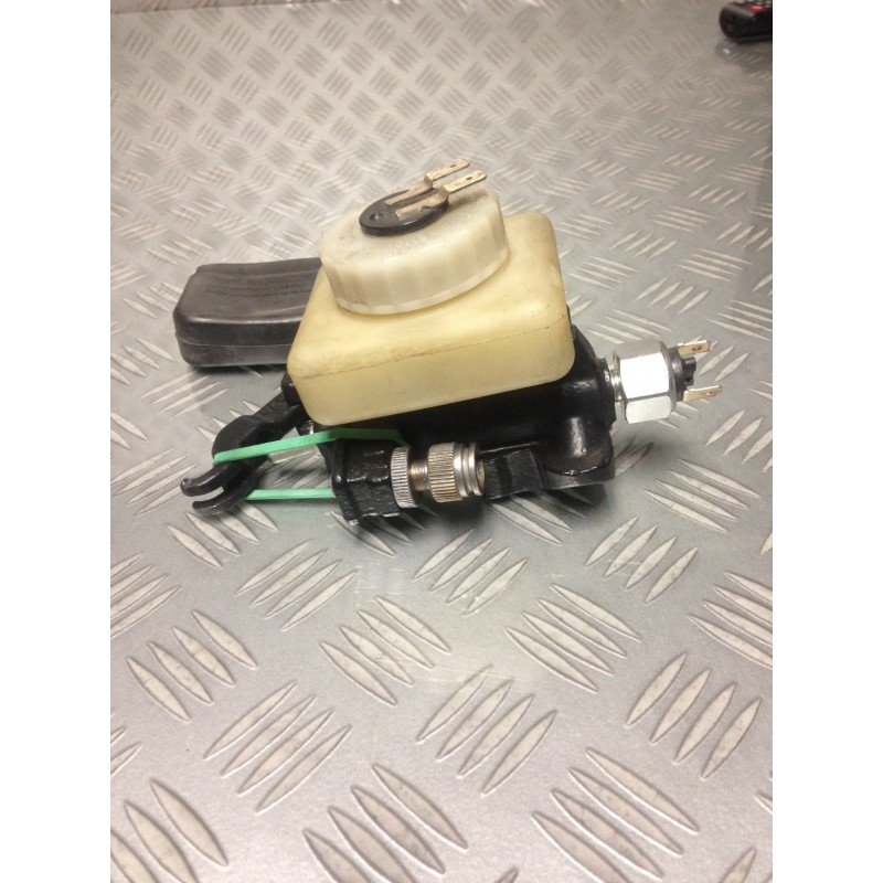 MAITRE CYLINDRE FREIN AVANT DOUBLE DISQUE BMW R90S R90/6 R75 R100 ETC ...