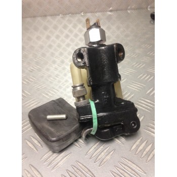 MAITRE CYLINDRE FREIN AVANT DOUBLE DISQUE BMW R90S R90/6 R75 R100 ETC ...