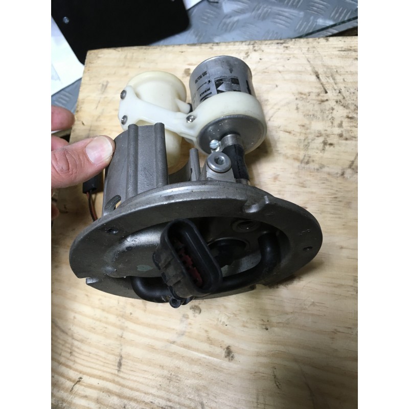 CORP POMPE A ESSENCE DUCATI 748 916 996 998 16090371A