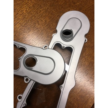 PAIRE DE CACHES COURROIES DUCATI ALU NEUF