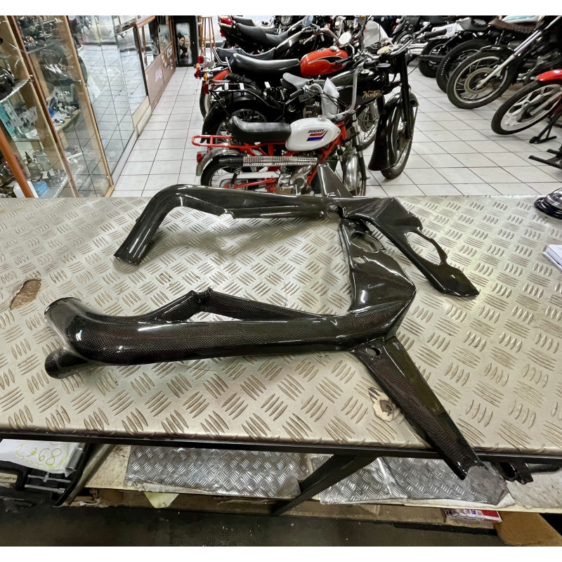 PROTECTIONS DE CADRE CARBONE TRIUMPH 675 DAYTONA - NEUF -