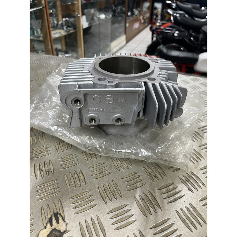 Ducati cylindre neuf 600 Monster phase 2 monstro 12020434A - NEUF -