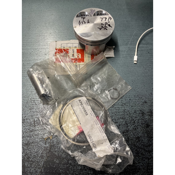 Piston complet avec segmentation 1000 aprilia rsv caponord Tuono falco - NEUF -