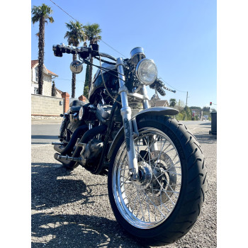 HARLEY DAVIDSON 883...