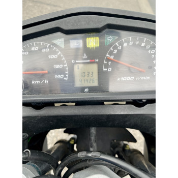 HONDA 125 VARADERO 2004 LIMITED EDITION - MCSO performance -