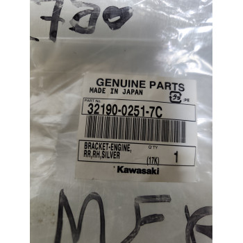 SUPPORT MOTEUR ARRIERE DROIT D'ORIGINE - KAWASAKI Z750 / Z1000 (2007-2010) NEUF