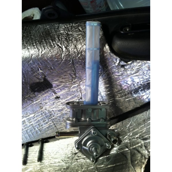 TRIUMPH NEUF ROBINET ESSENCE A DEPRESSION 