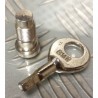 NEUF CLEF + INSERT DE RESERVOIR ADMINISTRATION BMW