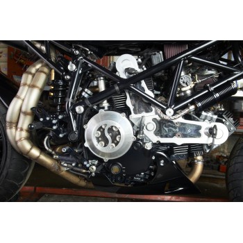 PAIRE DE CACHES COURROIES DUCATI ALU NEUF