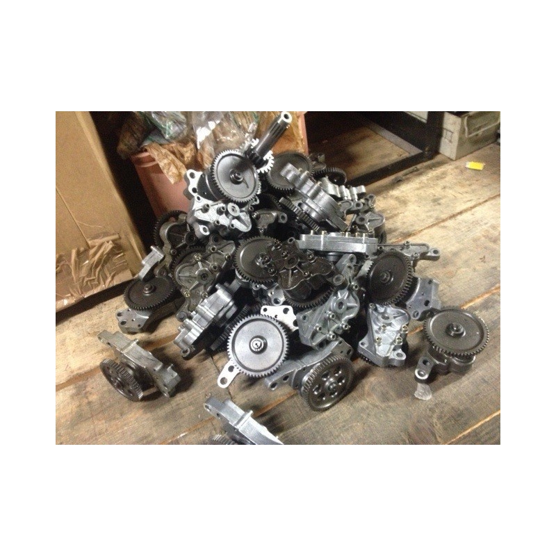DUCATI LOTS POMPE A HUILE 38 AU TOTAL