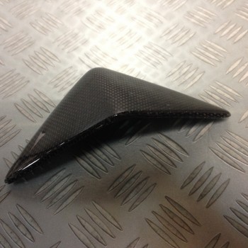 DESSUS DE TETE DE FOURCHE COMPTEUR CARBONE HYPERMOTARD NEUF